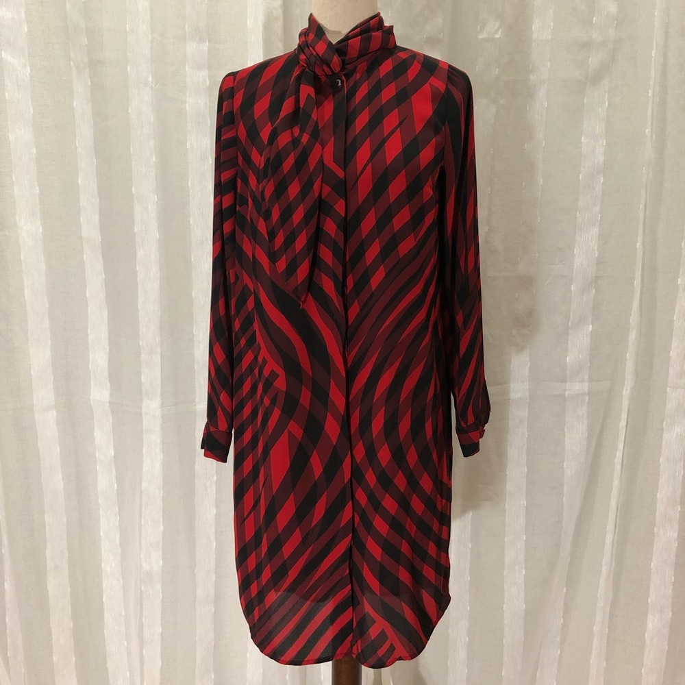 Vince Camuto XS red plaid neck tie dress